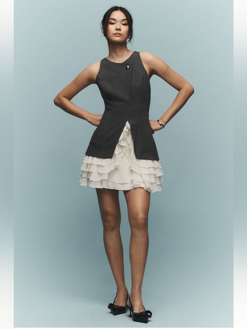 NWT By Antropologie Sleeveless Ruffled
Twofer Mini Dress Gray Sz 14